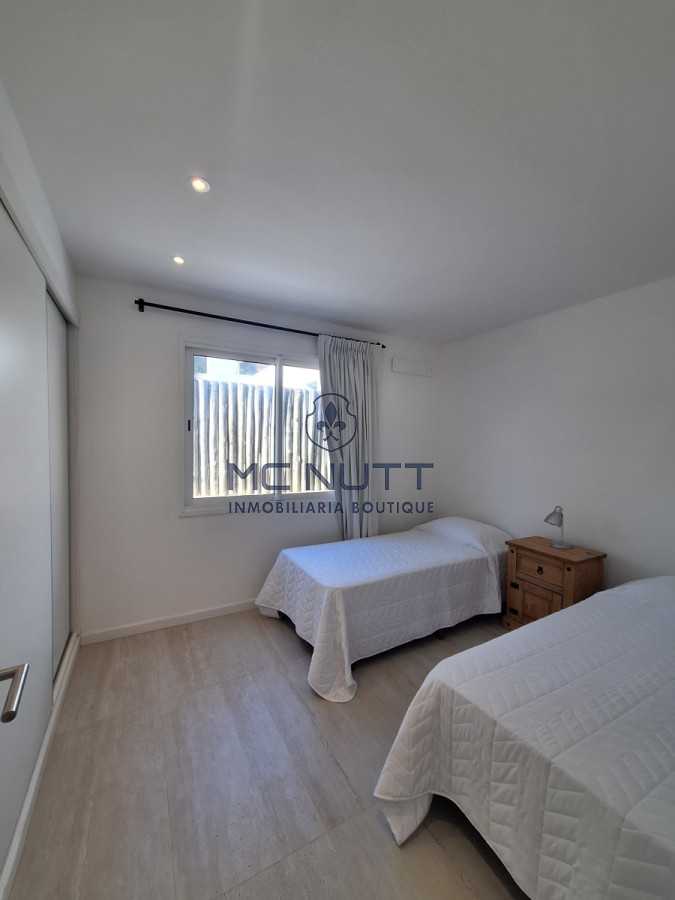 Casa ID.886/ - Casa a estrenar en la barra con piscina para la venta
