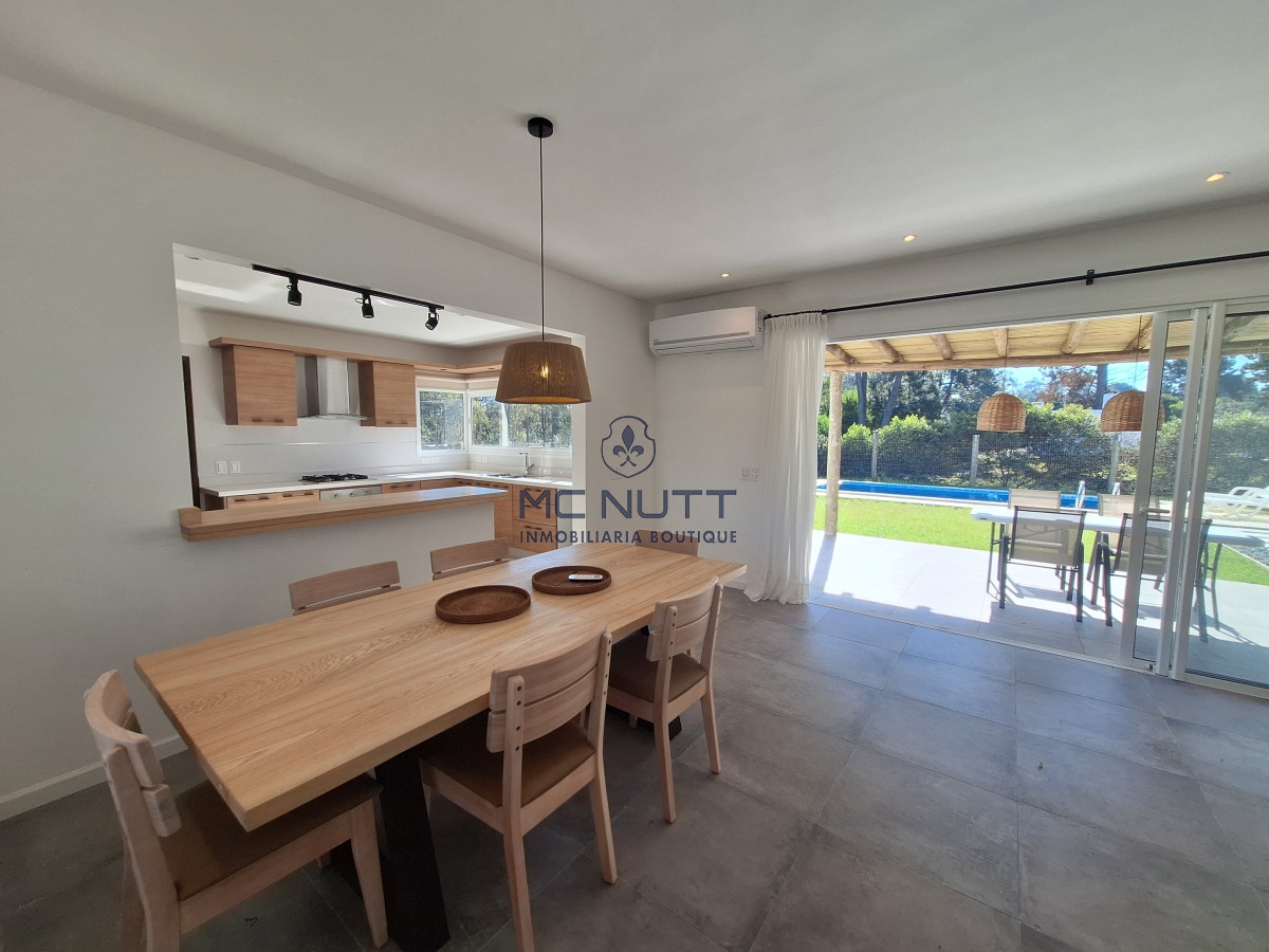 Casa ID.886/ - Casa a estrenar en la barra con piscina para la venta