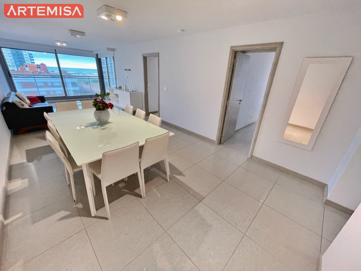 Apartamento ID.573 - Apartamento a pasos de playa brava, 2 dormitorios
