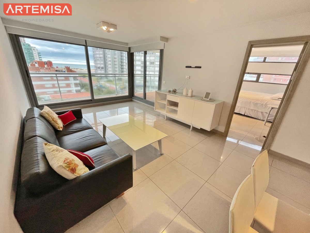 Apartamento ID.573 - Apartamento a pasos de playa brava, 2 dormitorios