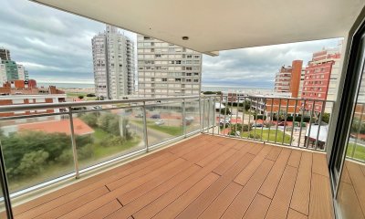 Apartamento a pasos de playa brava, 2 dormitorios
