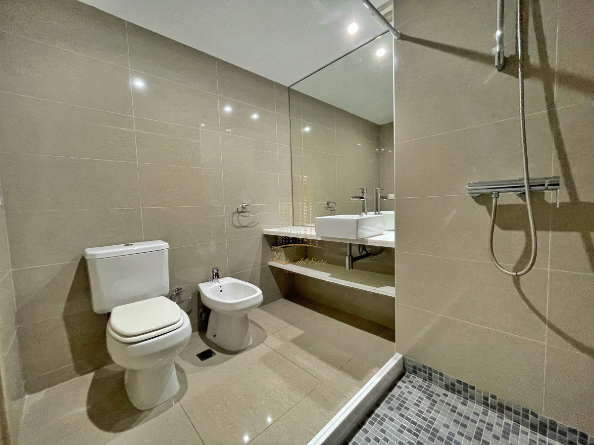 Apartamento ID.662 - Apartamento a pasos de playa brava, 2 dormitorios