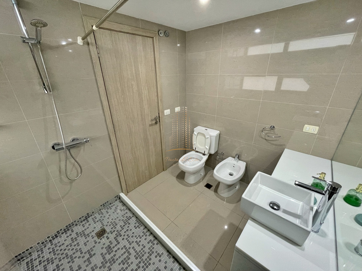 Apartamento ID.662 - Apartamento a pasos de playa brava, 2 dormitorios