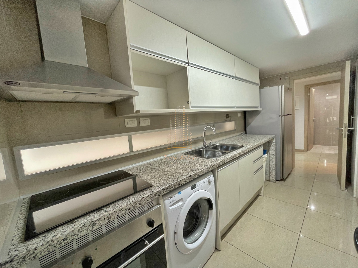 Apartamento ID.662 - Apartamento a pasos de playa brava, 2 dormitorios