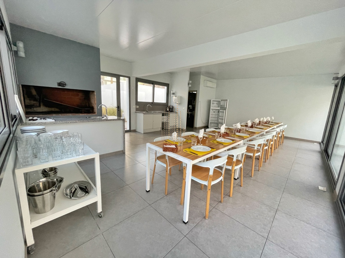 Apartamento ID.662 - Apartamento a pasos de playa brava, 2 dormitorios