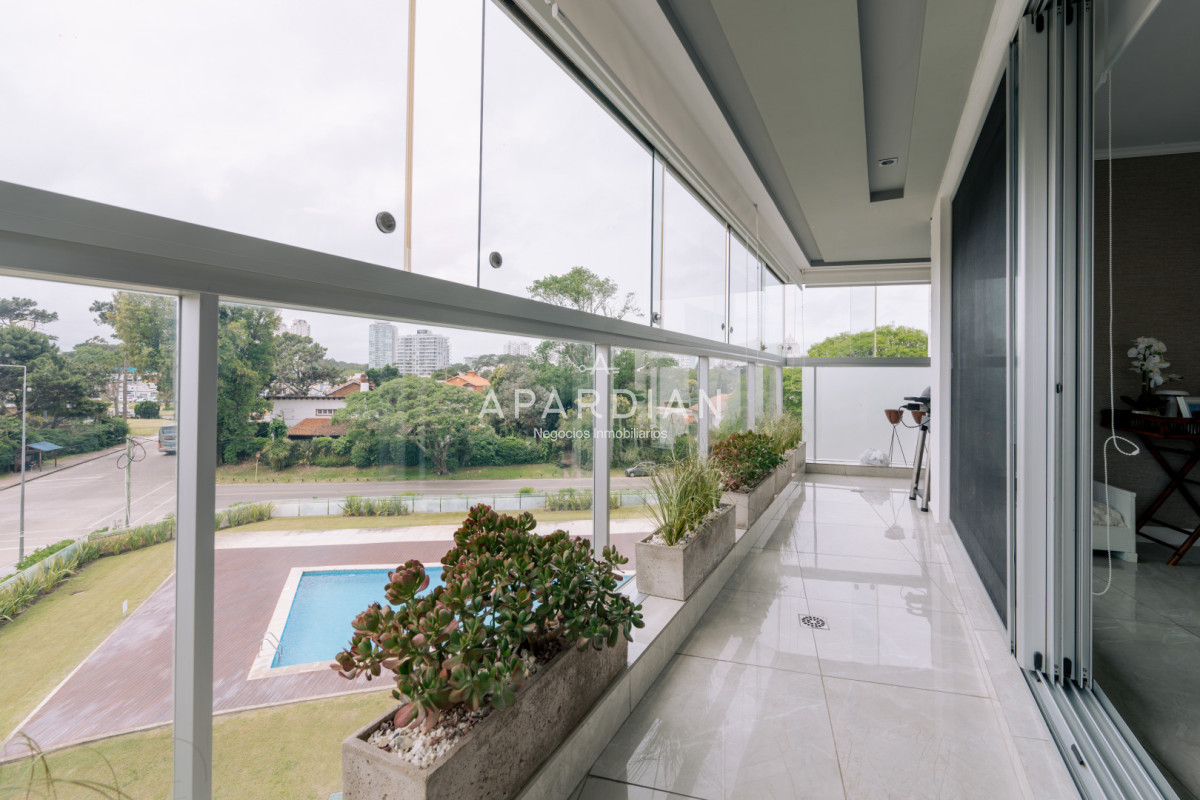 Apartamento ID.21097001 - Espectacular en torre Premium a pasos del mar