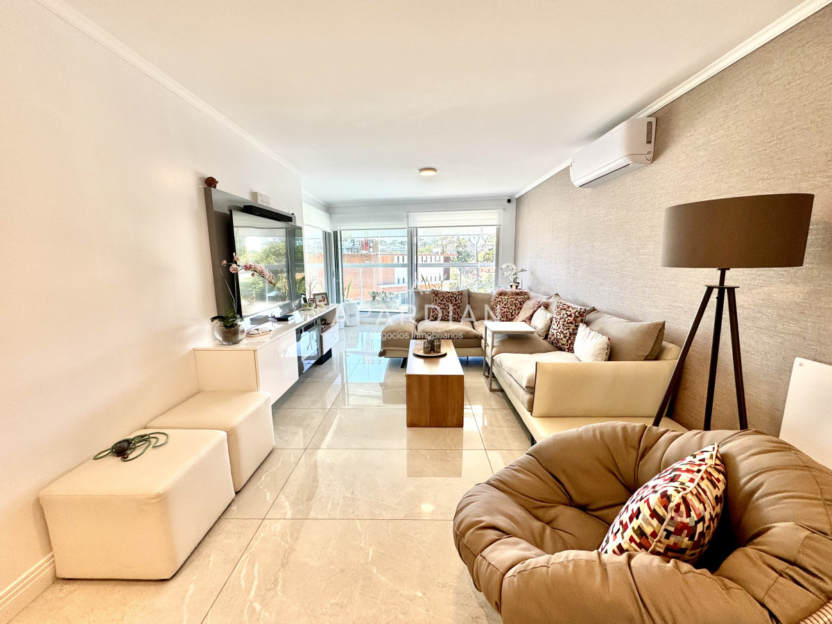 Apartamento ID.21097001 - Espectacular en torre Premium a pasos del mar