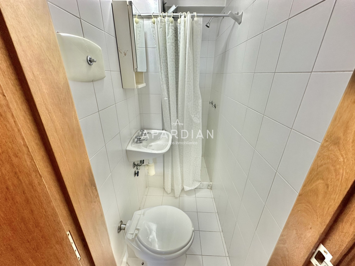 Apartamento ID.21096931 - Amplia planta a pasos del mar en Playa Brava
