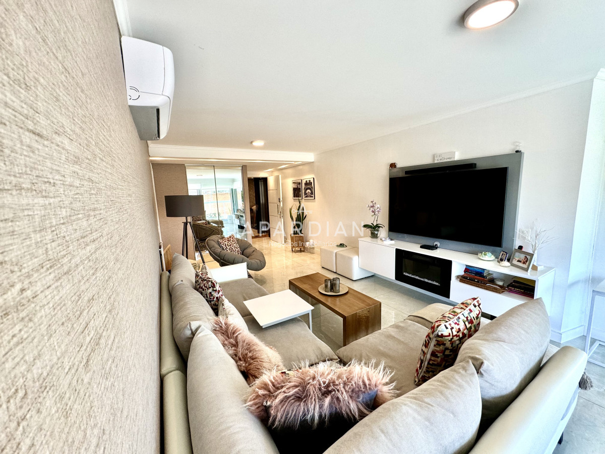 Apartamento ID.21097001 - Espectacular en torre Premium a pasos del mar