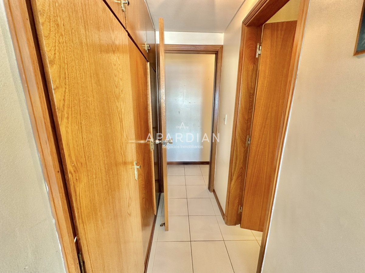 Apartamento ID.21096931 - Amplia planta a pasos del mar en Playa Brava