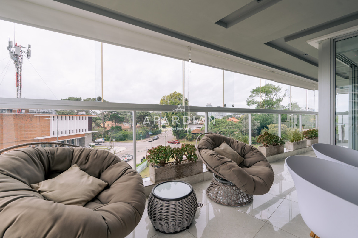 Apartamento ID.21097001 - Espectacular en torre Premium a pasos del mar