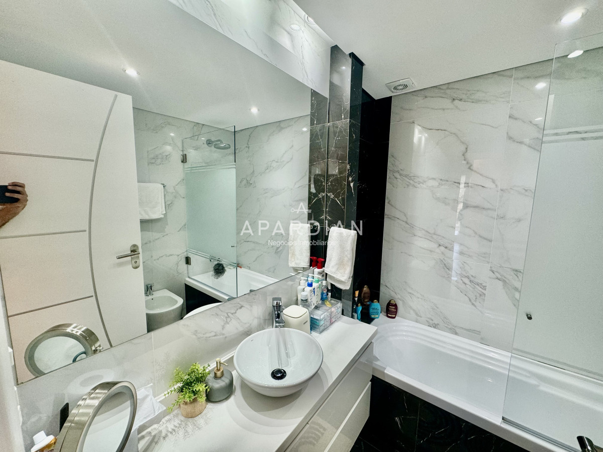 Apartamento ID.21097001 - Espectacular en torre Premium a pasos del mar