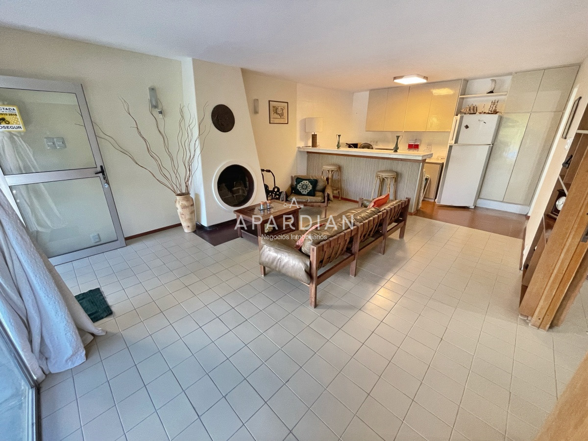 Casa ID.21098297 - Casa 3 dormitorios con piscina en Rincon del Indio, Punta del Este.