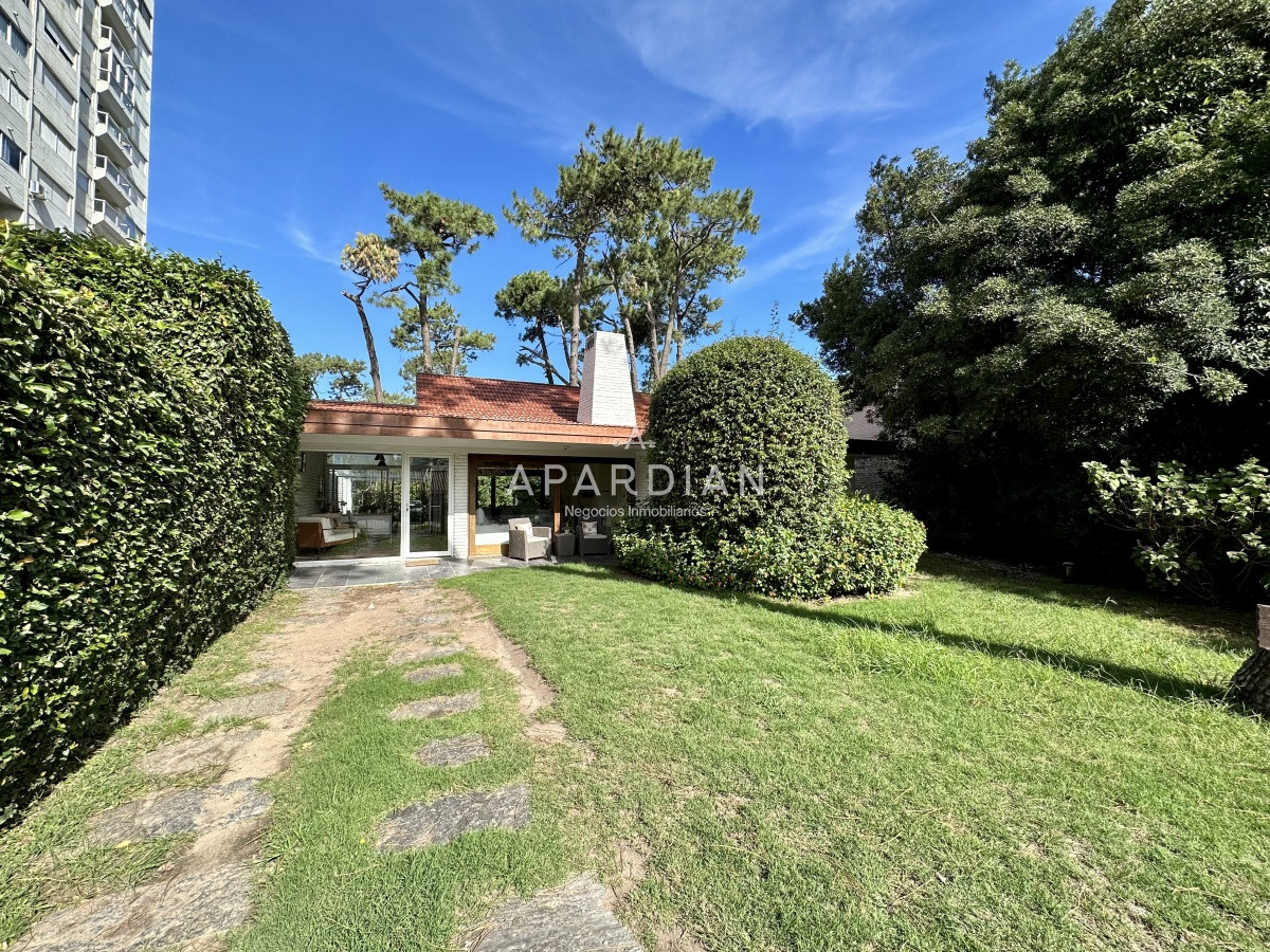Casa ID.21097588 - Chalet totalmente remodelado en excelente ubicación