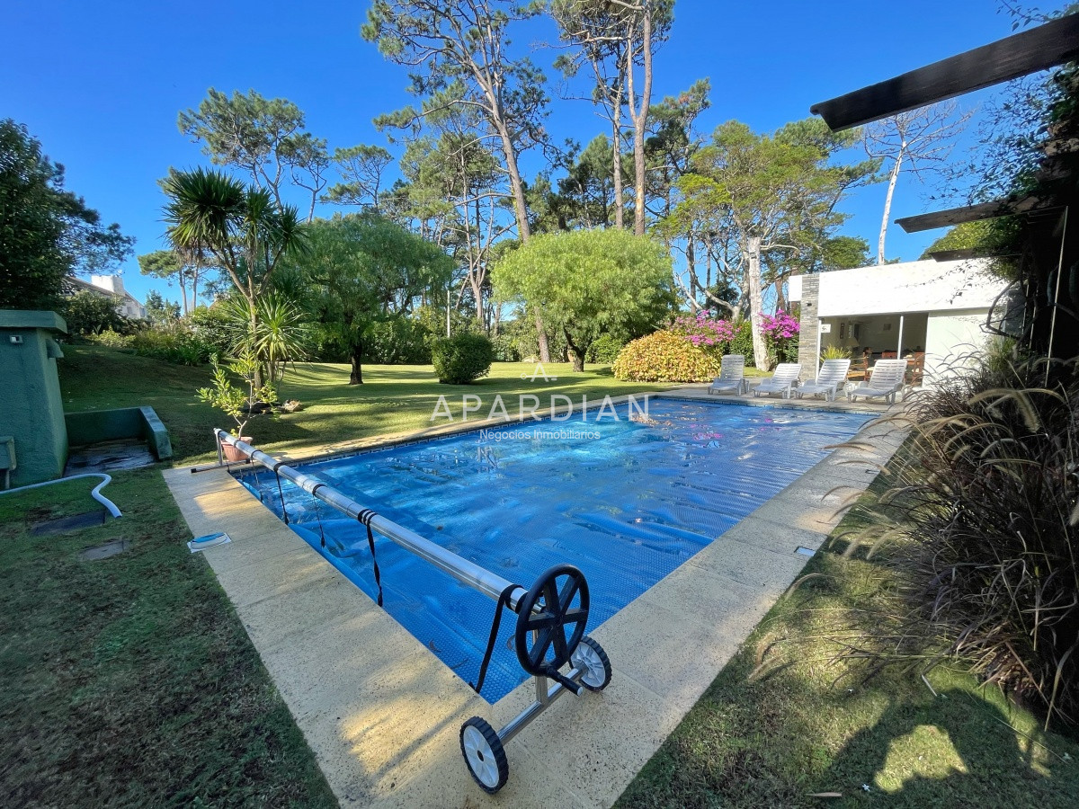 Casa ID.21098297 - Casa 3 dormitorios con piscina en Rincon del Indio, Punta del Este.
