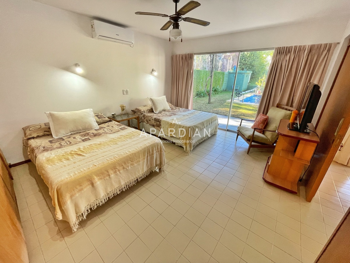 Casa ID.21098297 - Casa 3 dormitorios con piscina en Rincon del Indio, Punta del Este.