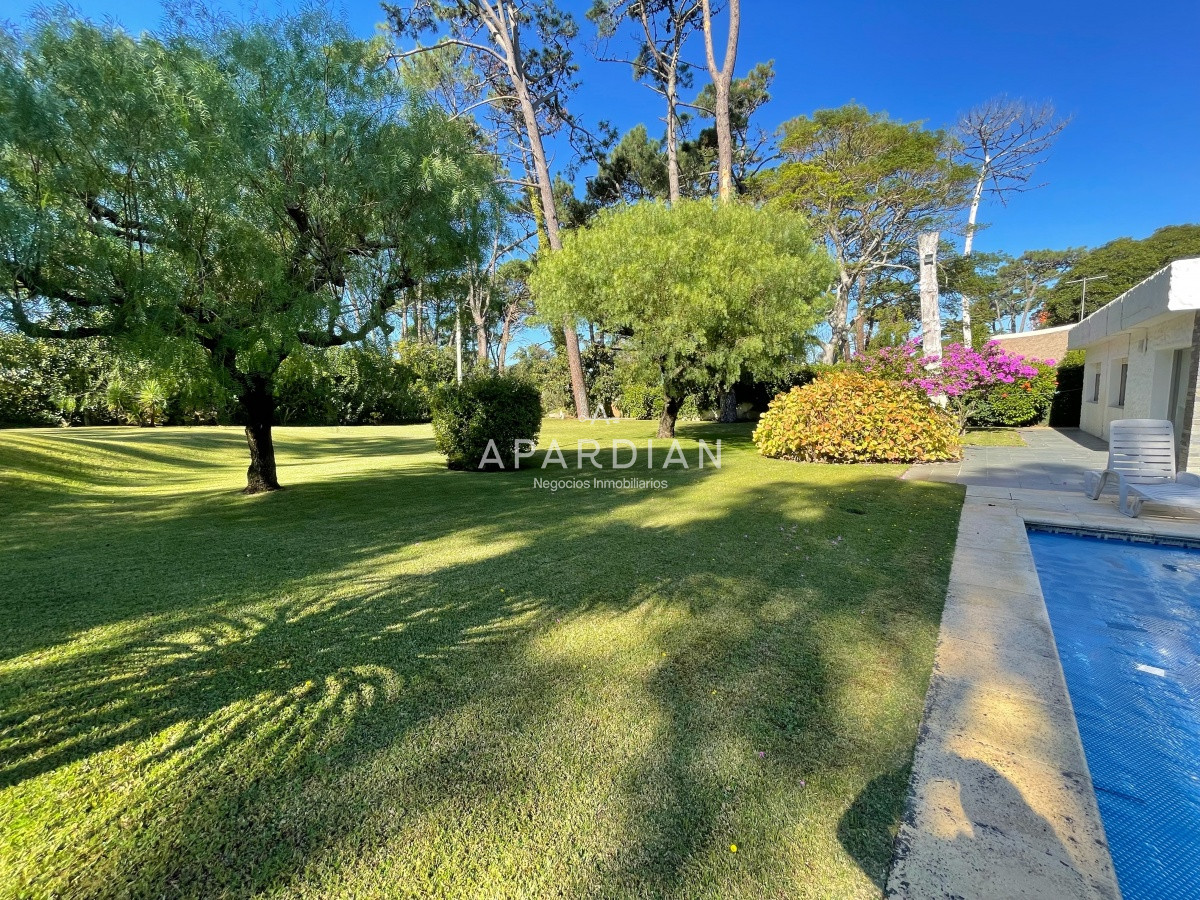 Casa ID.21098297 - Casa 3 dormitorios con piscina en Rincon del Indio, Punta del Este.