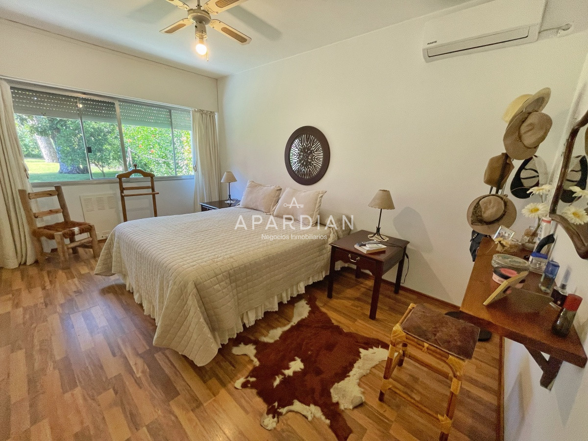 Casa ID.21098297 - Casa 3 dormitorios con piscina en Rincon del Indio, Punta del Este.