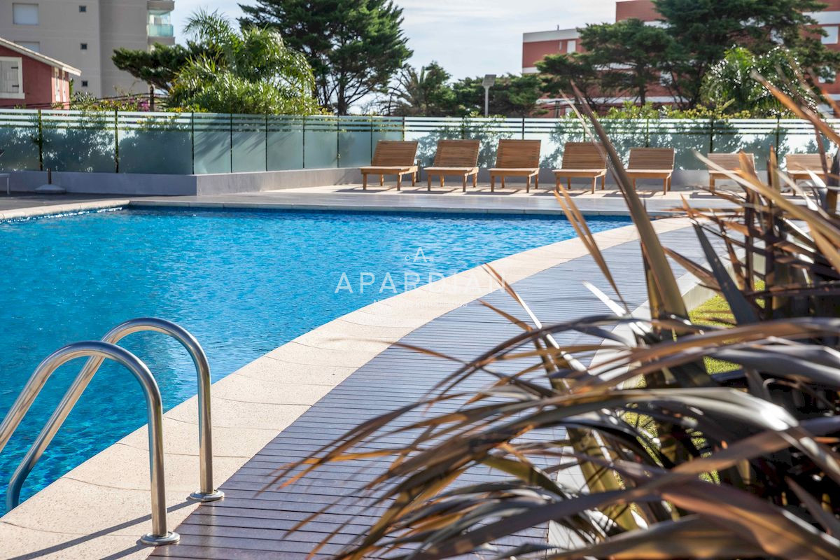 Apartamento ID.21097001 - Espectacular en torre Premium a pasos del mar