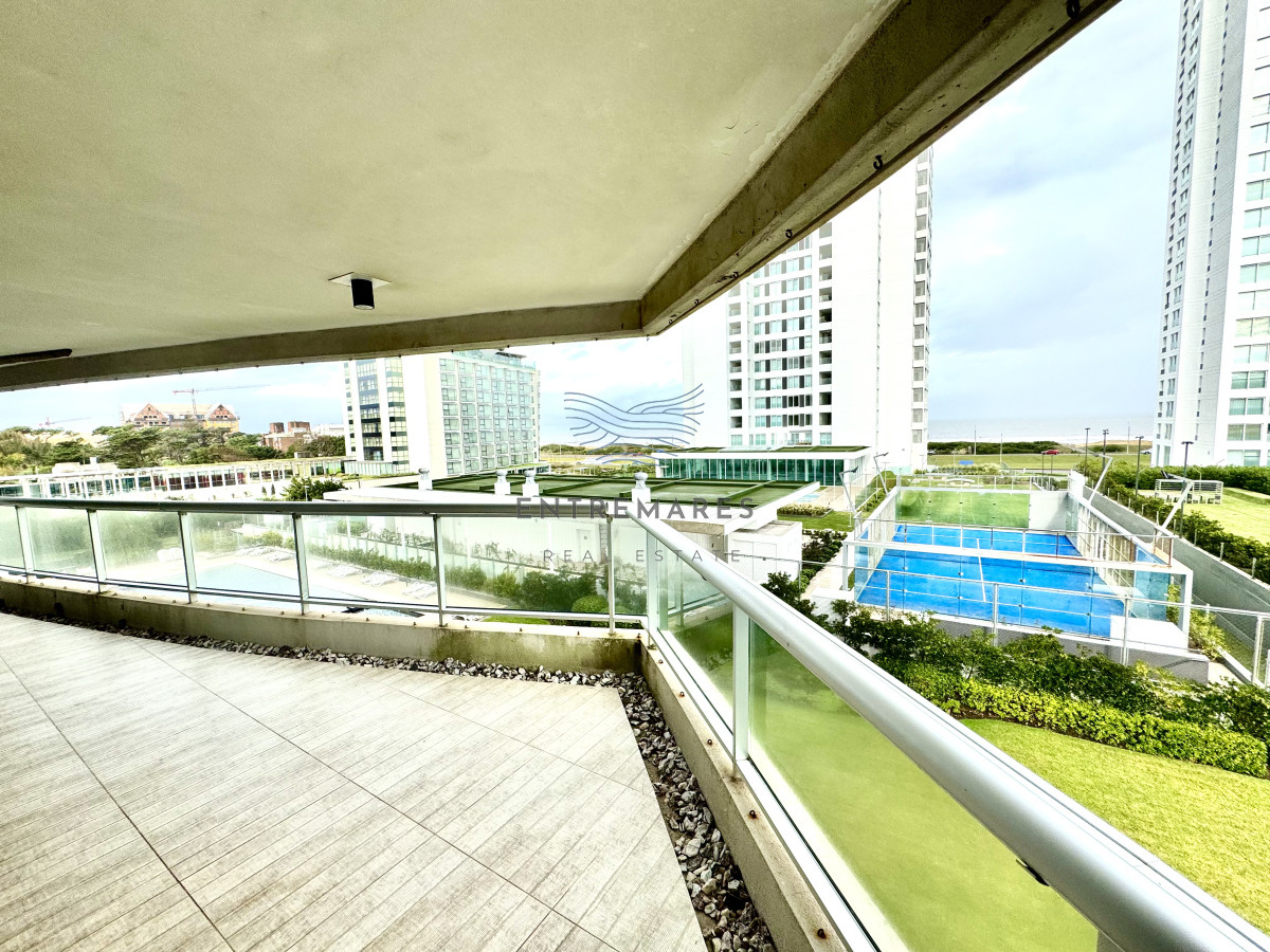 Apartamento ID.301 - Apartamento de 3 dormitorios + dependencia en LOOK brava 