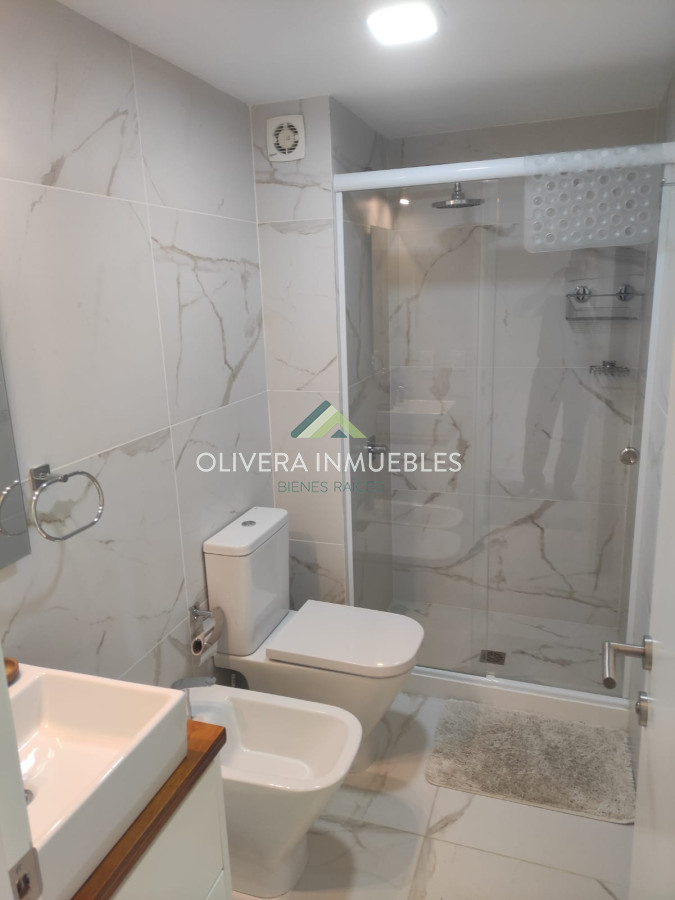 Apartamento ID.12483 - Espectacular apartamento de dos dormitorios dos baños en alquiler anual