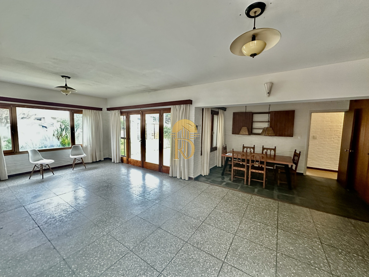 Muy linda casa en paradas de la mansa a 200 ms del mar! -id-257-2