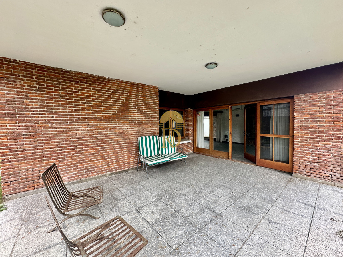 Muy linda casa en paradas de la mansa a 200 ms del mar! -id-257-23