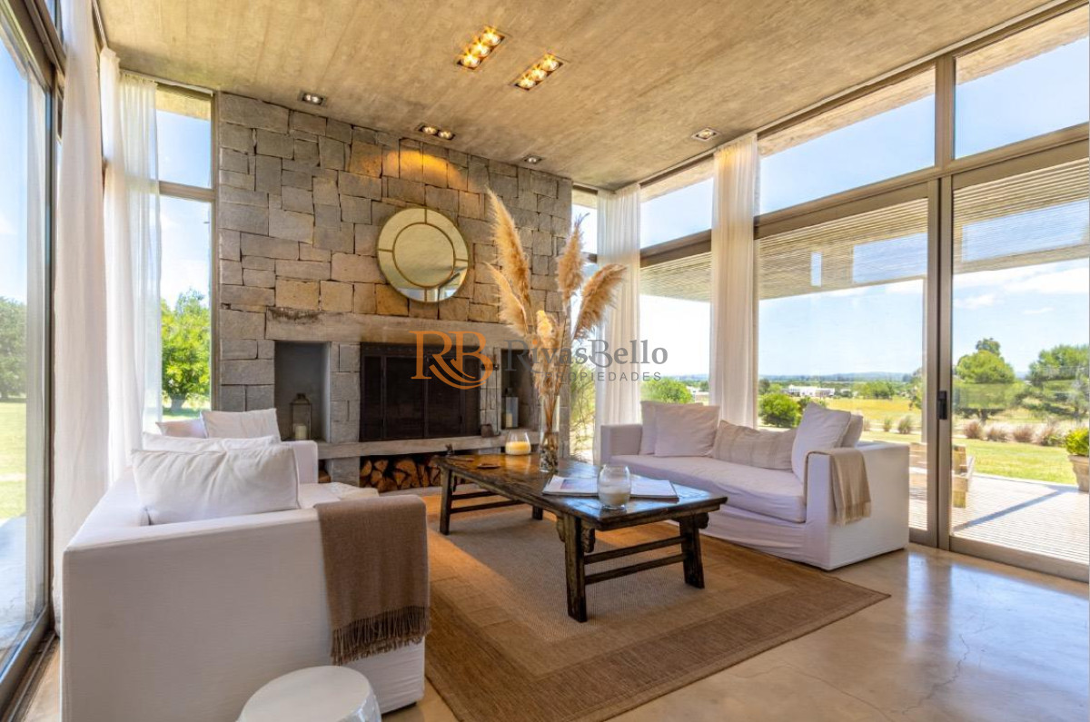 Casa ID.64 - Hermosa casa en venta en barrio Privado