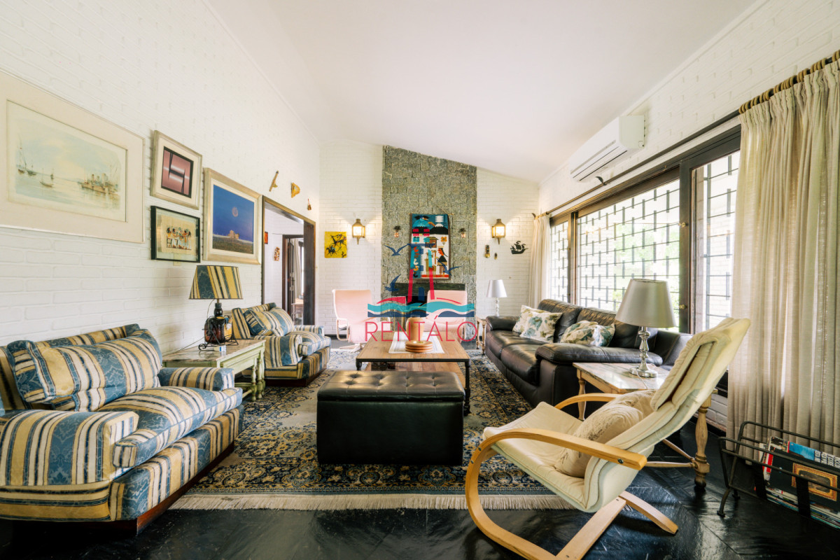 Casa ID.715 - Chalet tradicional en excelente ubicación, ideal para vivir todo el año