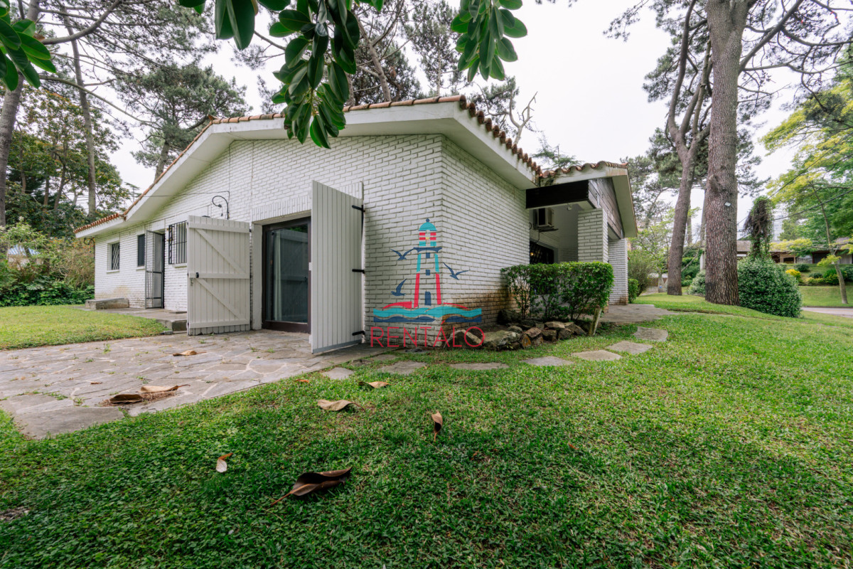 Casa ID.715 - Chalet tradicional en excelente ubicación, ideal para vivir todo el año