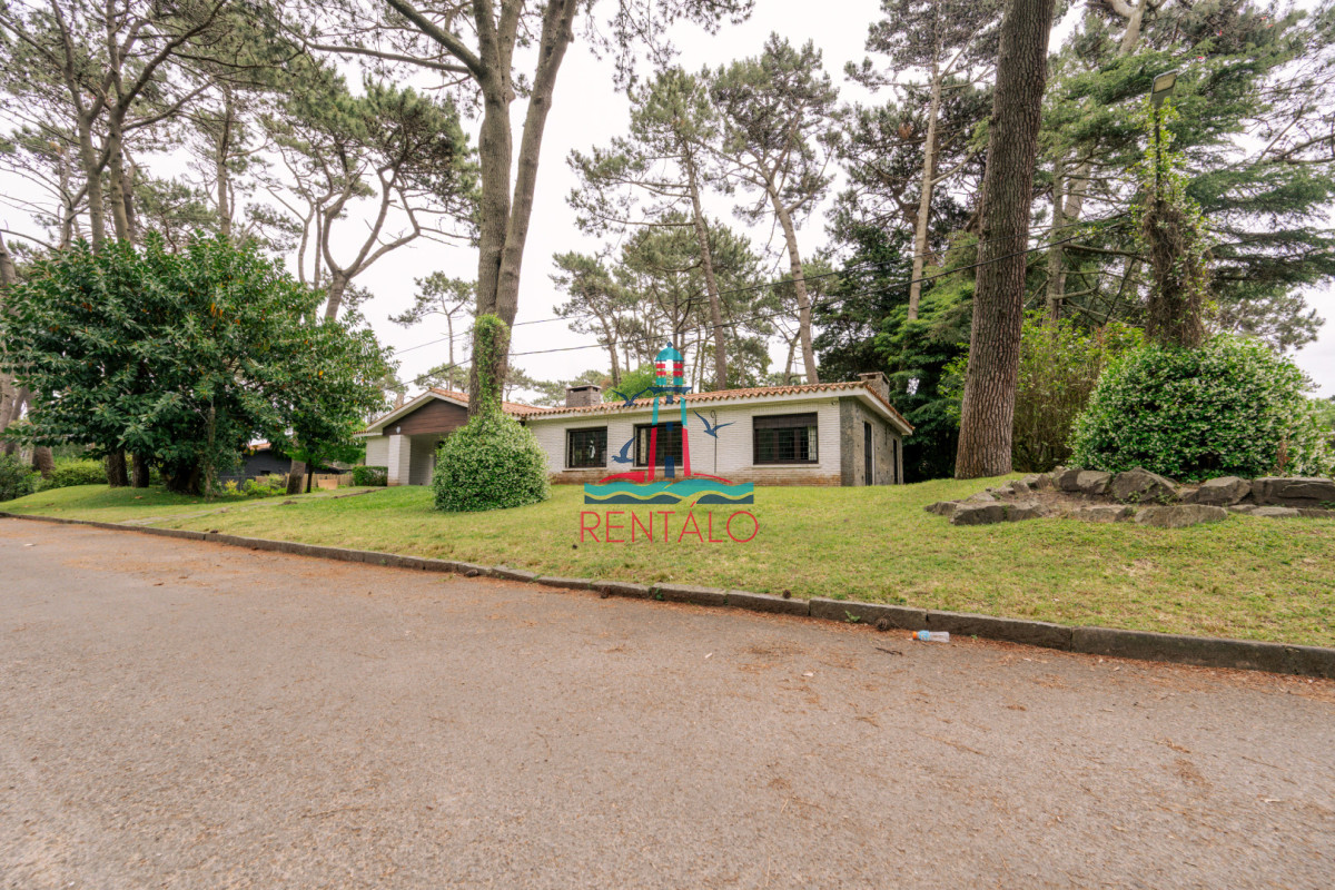 Casa ID.715 - Chalet tradicional en excelente ubicación, ideal para vivir todo el año