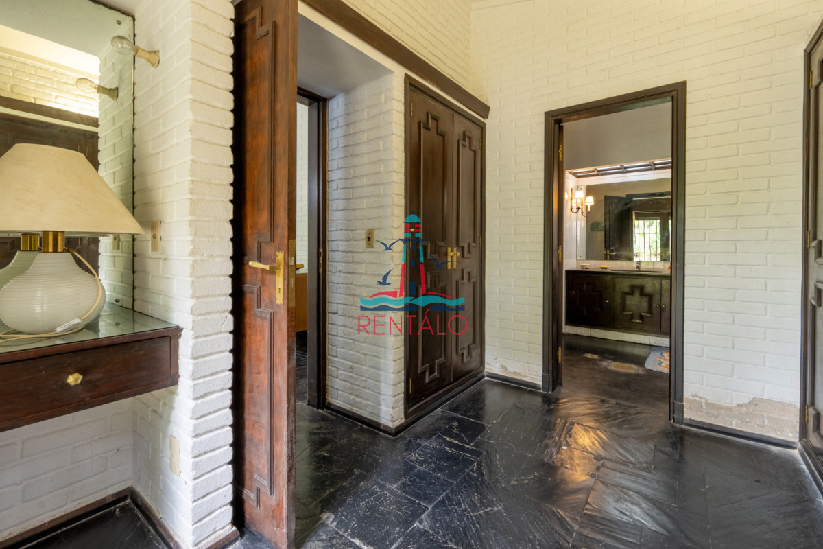 Casa ID.715 - Chalet tradicional en excelente ubicación, ideal para vivir todo el año