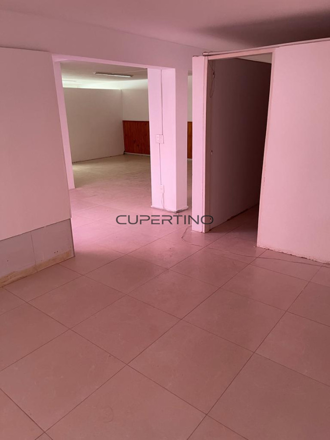 Local Comercial ID.1773 - Local en Punta del Este, Cantegril