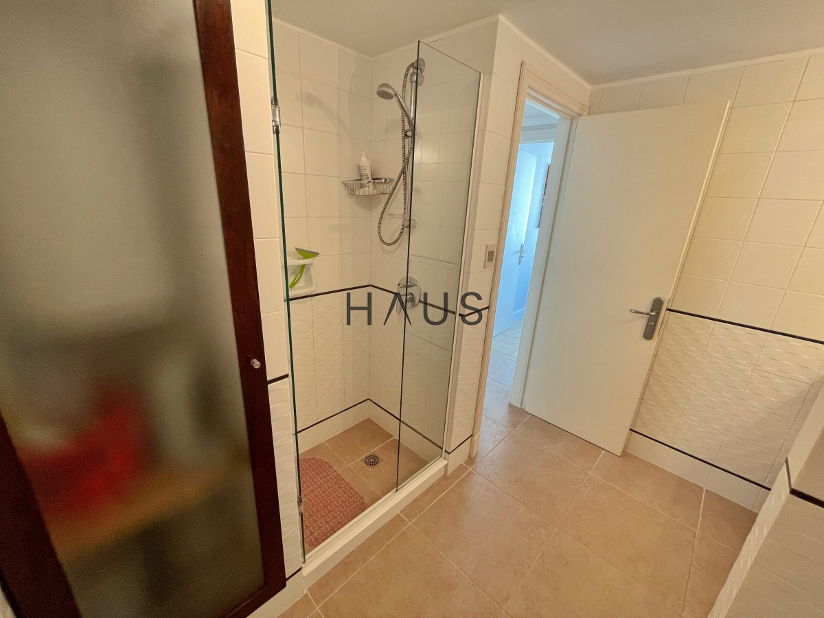 Apartamento ID.744 - Amplio apartamento con vista al mar en Peninsula