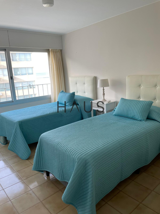 Apartamento ID.744 - Amplio apartamento con vista al mar en Peninsula
