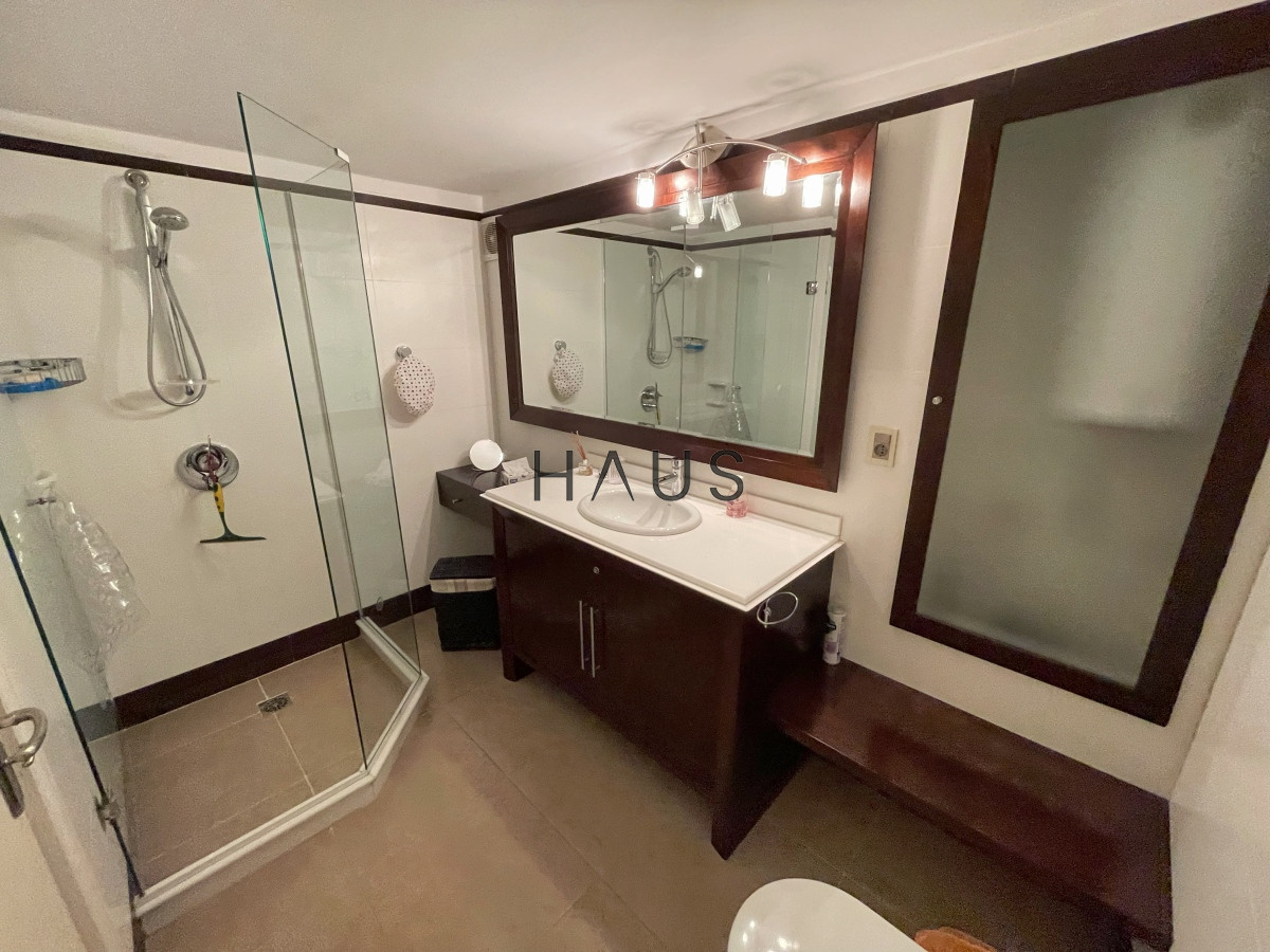 Apartamento ID.744 - Amplio apartamento con vista al mar en Peninsula