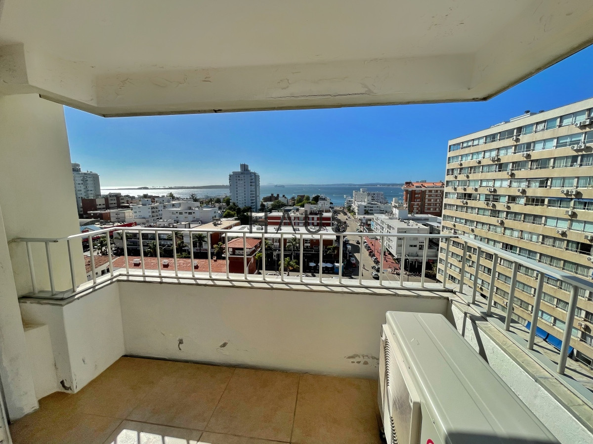 Apartamento ID.744 - Amplio apartamento con vista al mar en Peninsula