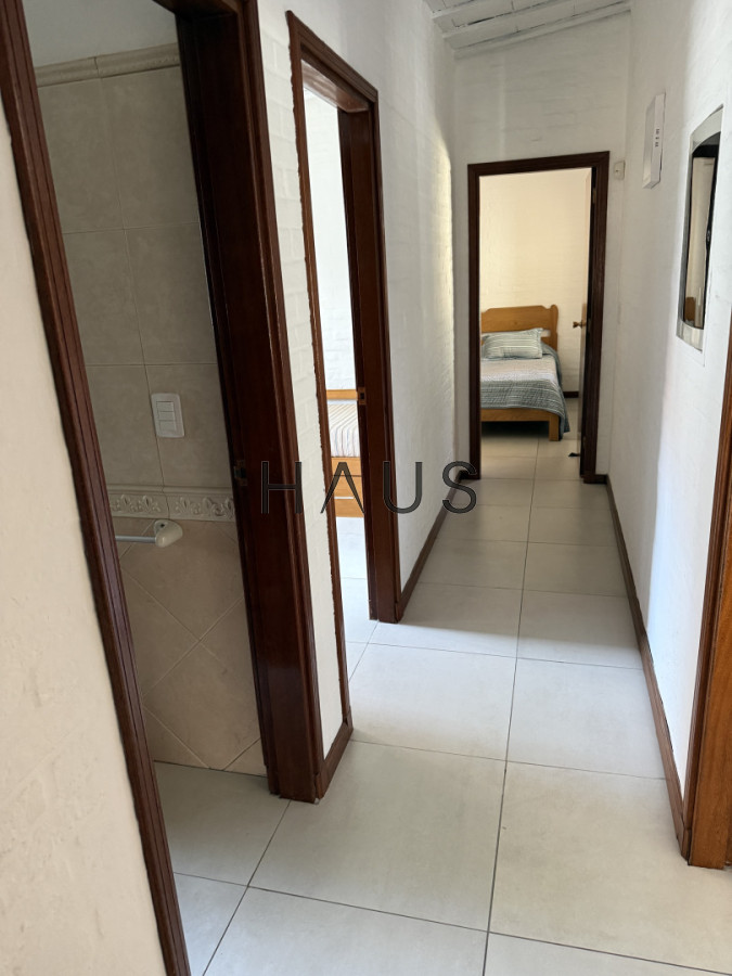 Casa ID.916 - Hermosa casa en alquiler con piscina, Pinares