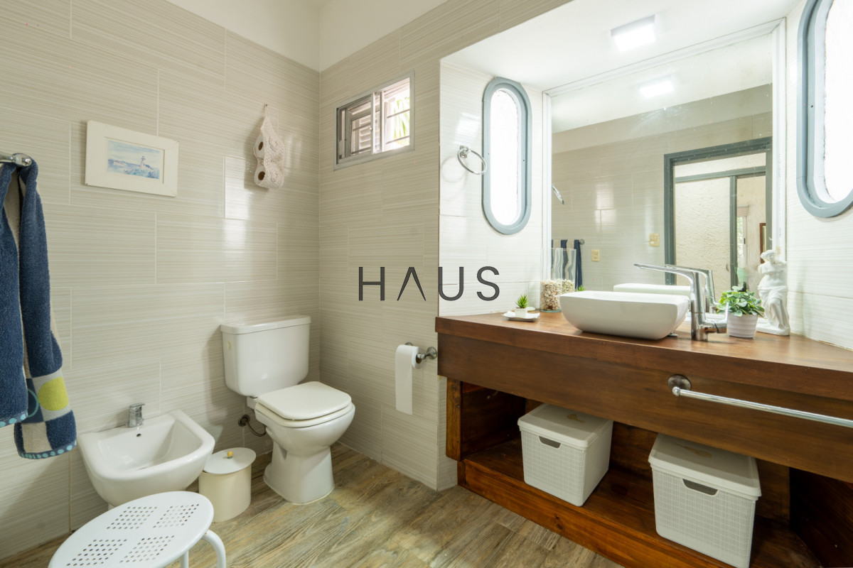 Casa ID.593 - Amplia casa en alquiler en zona Cantegril