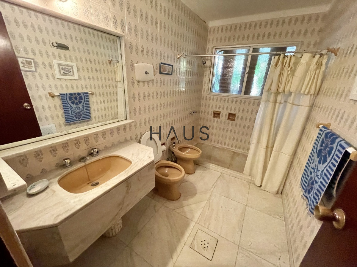 Casa ID.742 - Oportunidad en San Rafael, chalet tradicional con 1566 m2 de terreno