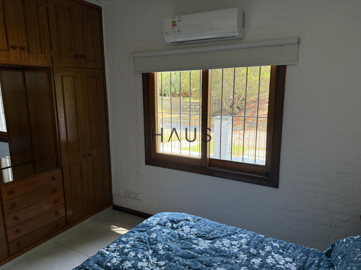 Casa ID.916 - Hermosa casa en alquiler con piscina, Pinares