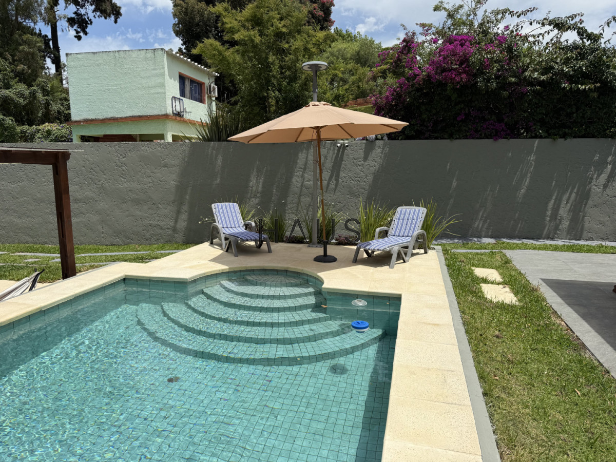 Casa ID.916 - Hermosa casa en alquiler con piscina, Pinares
