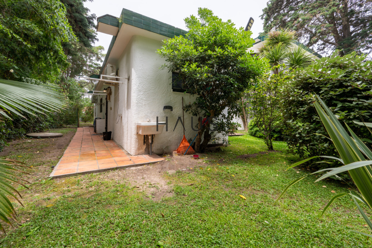 Casa ID.593 - Amplia casa en alquiler en zona Cantegril