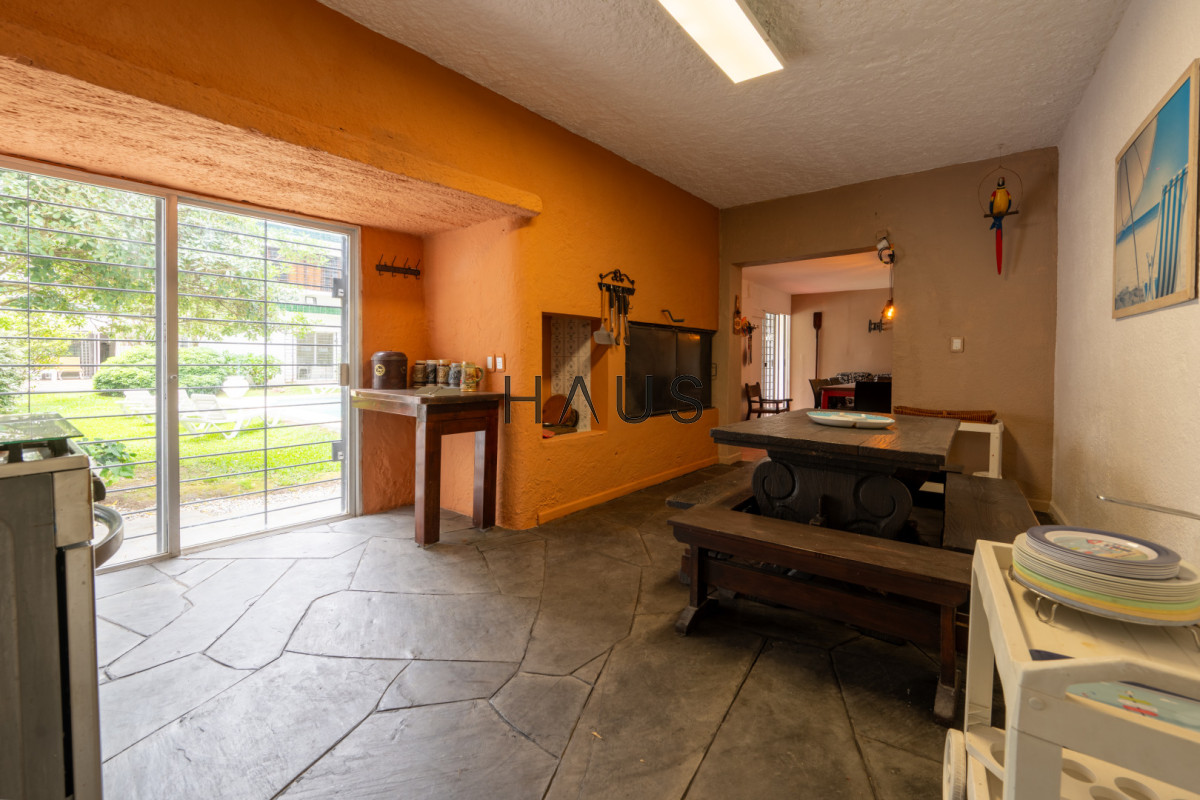 Casa ID.593 - Amplia casa en alquiler en zona Cantegril