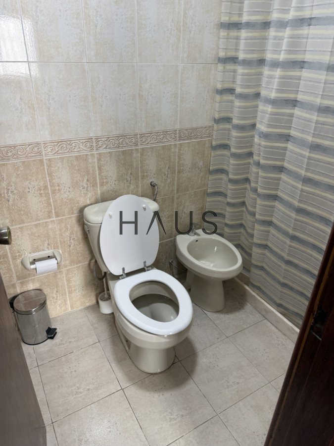 Casa ID.916 - Hermosa casa en alquiler con piscina, Pinares
