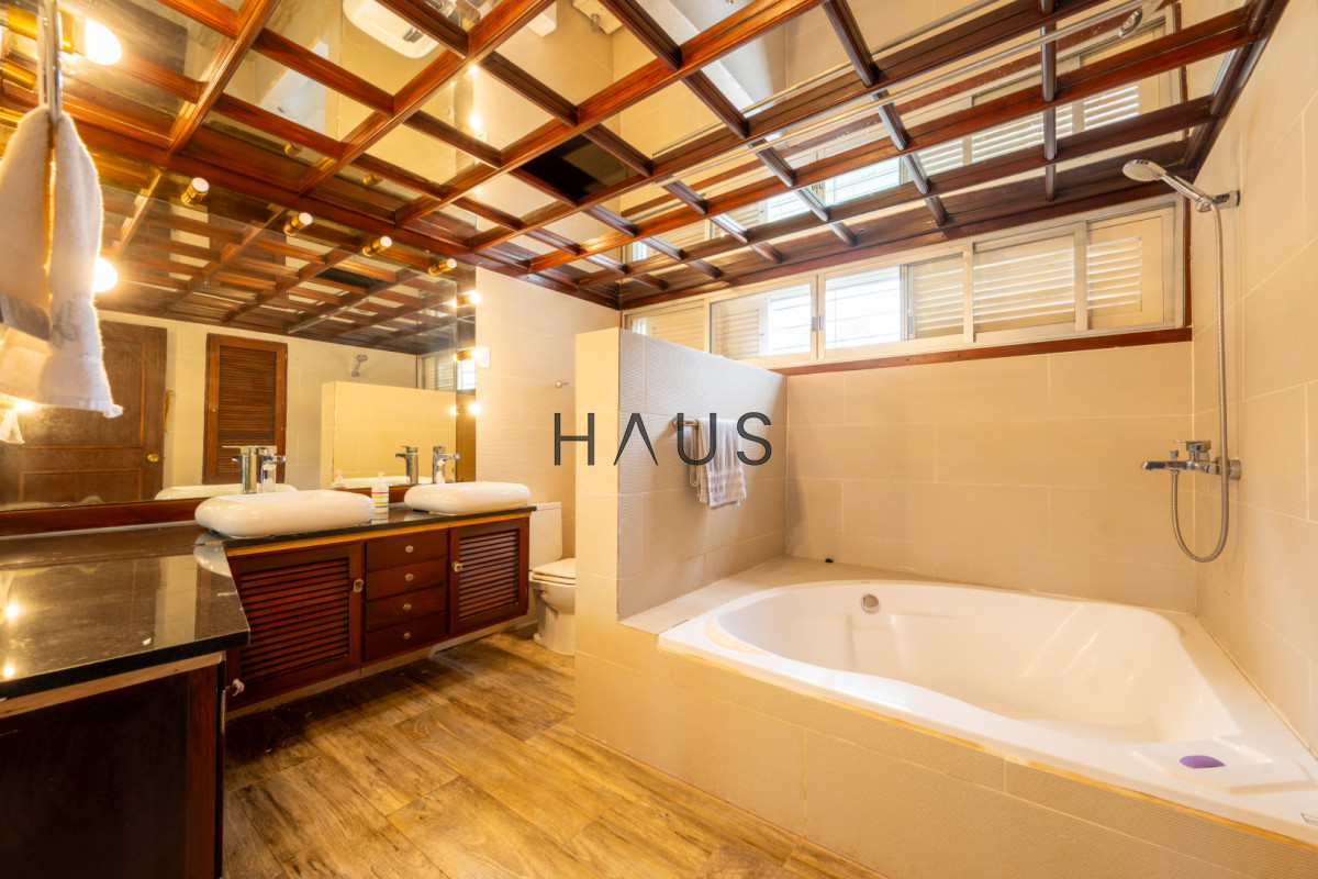 Casa ID.593 - Amplia casa en alquiler en zona Cantegril