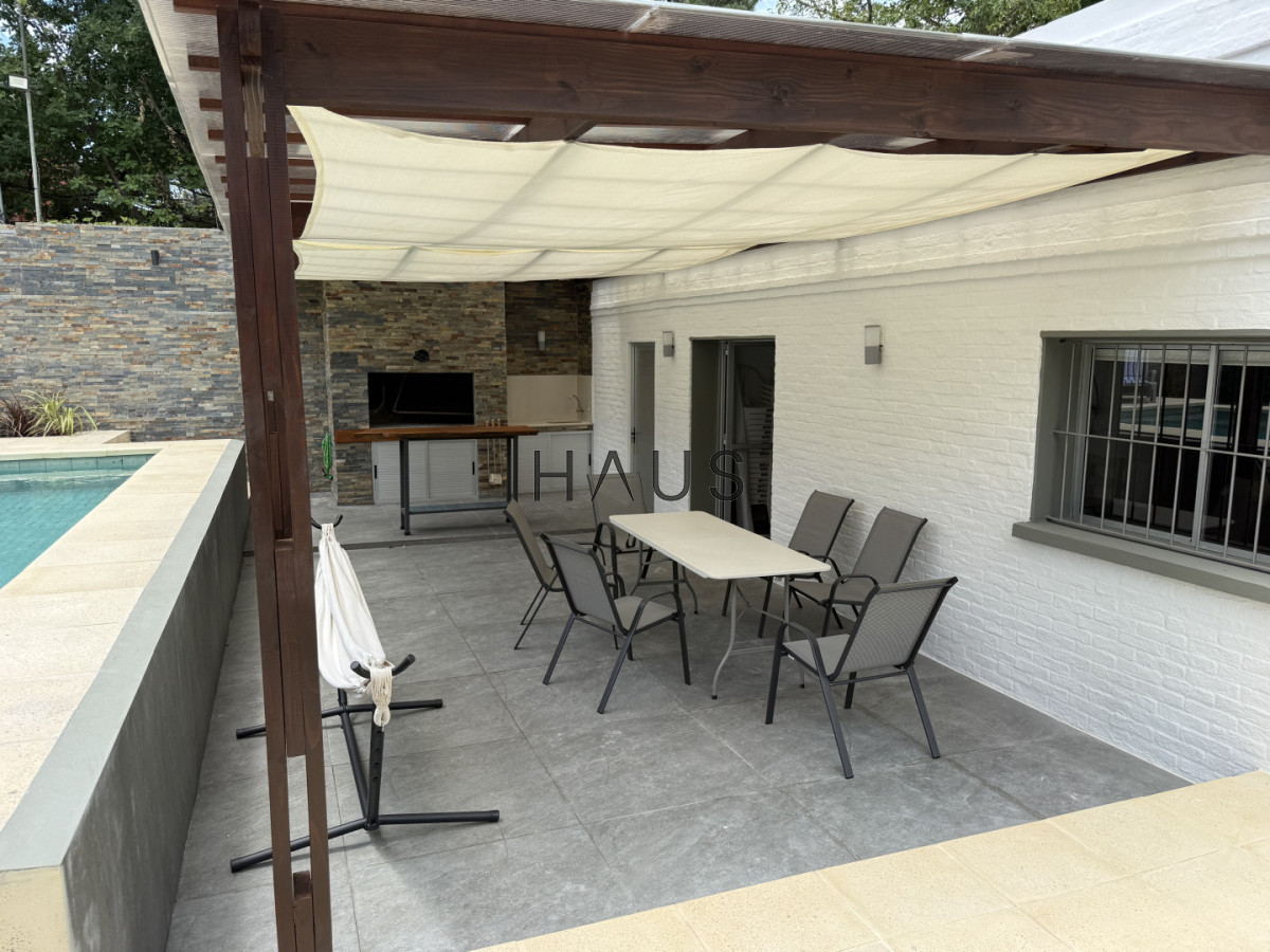 Casa ID.916 - Hermosa casa en alquiler con piscina, Pinares