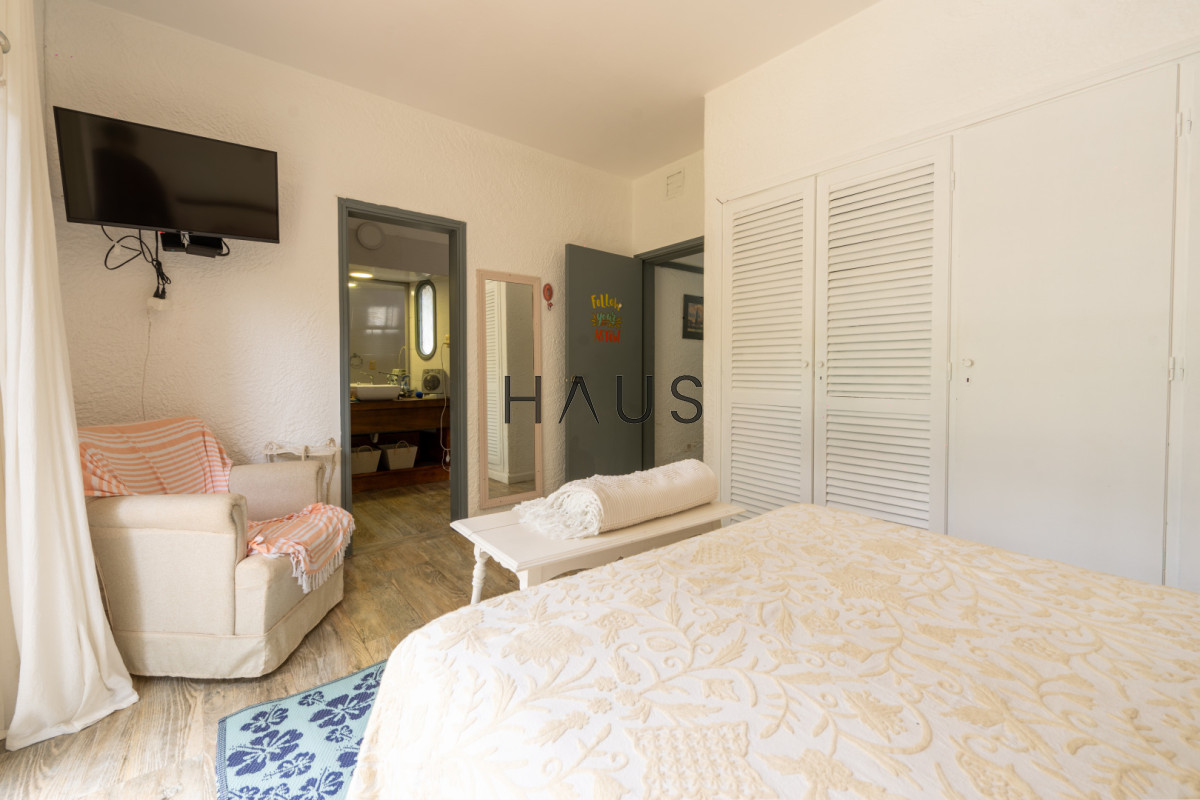 Casa ID.593 - Amplia casa en alquiler en zona Cantegril