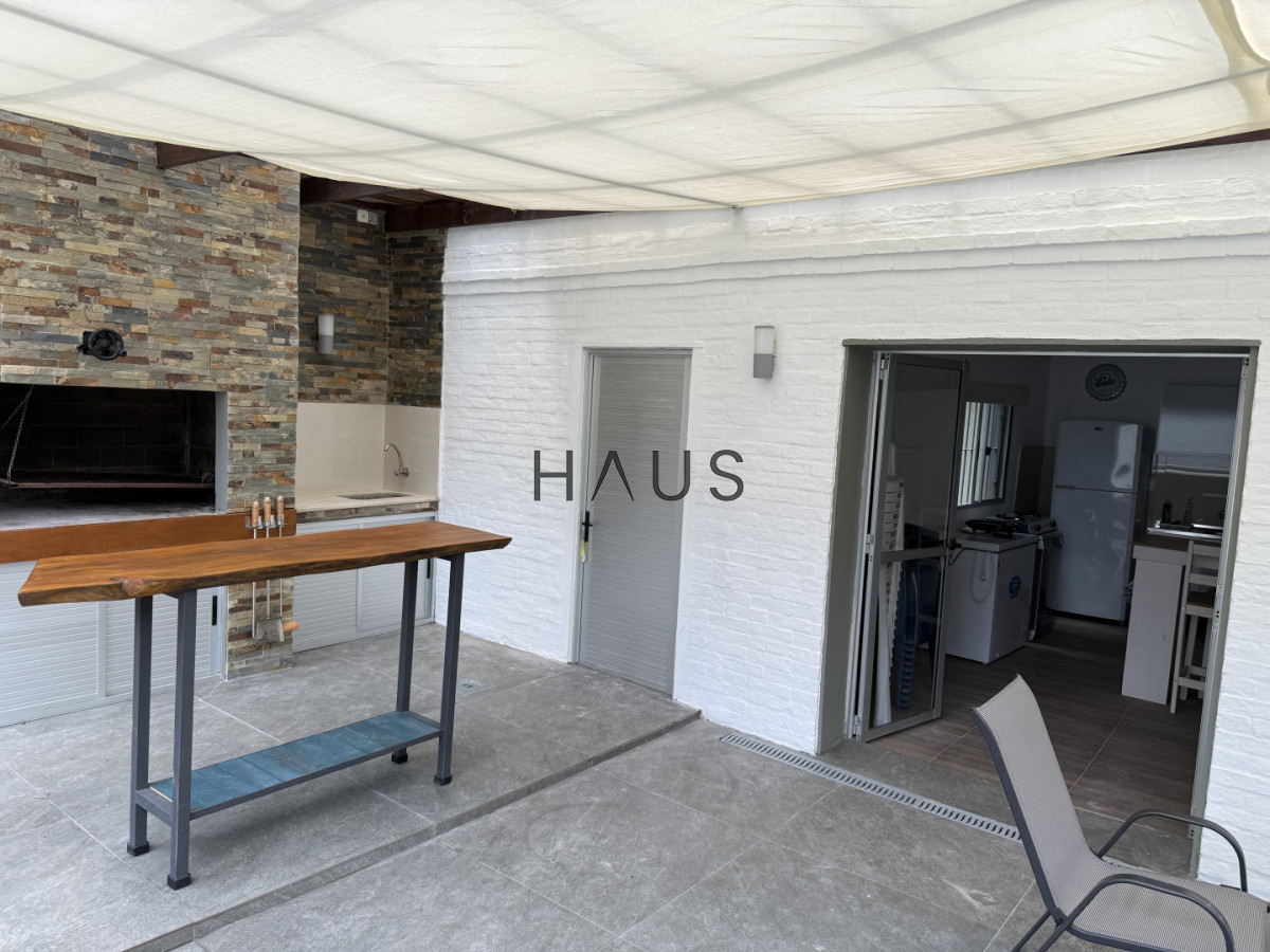 Casa ID.916 - Hermosa casa en alquiler con piscina, Pinares