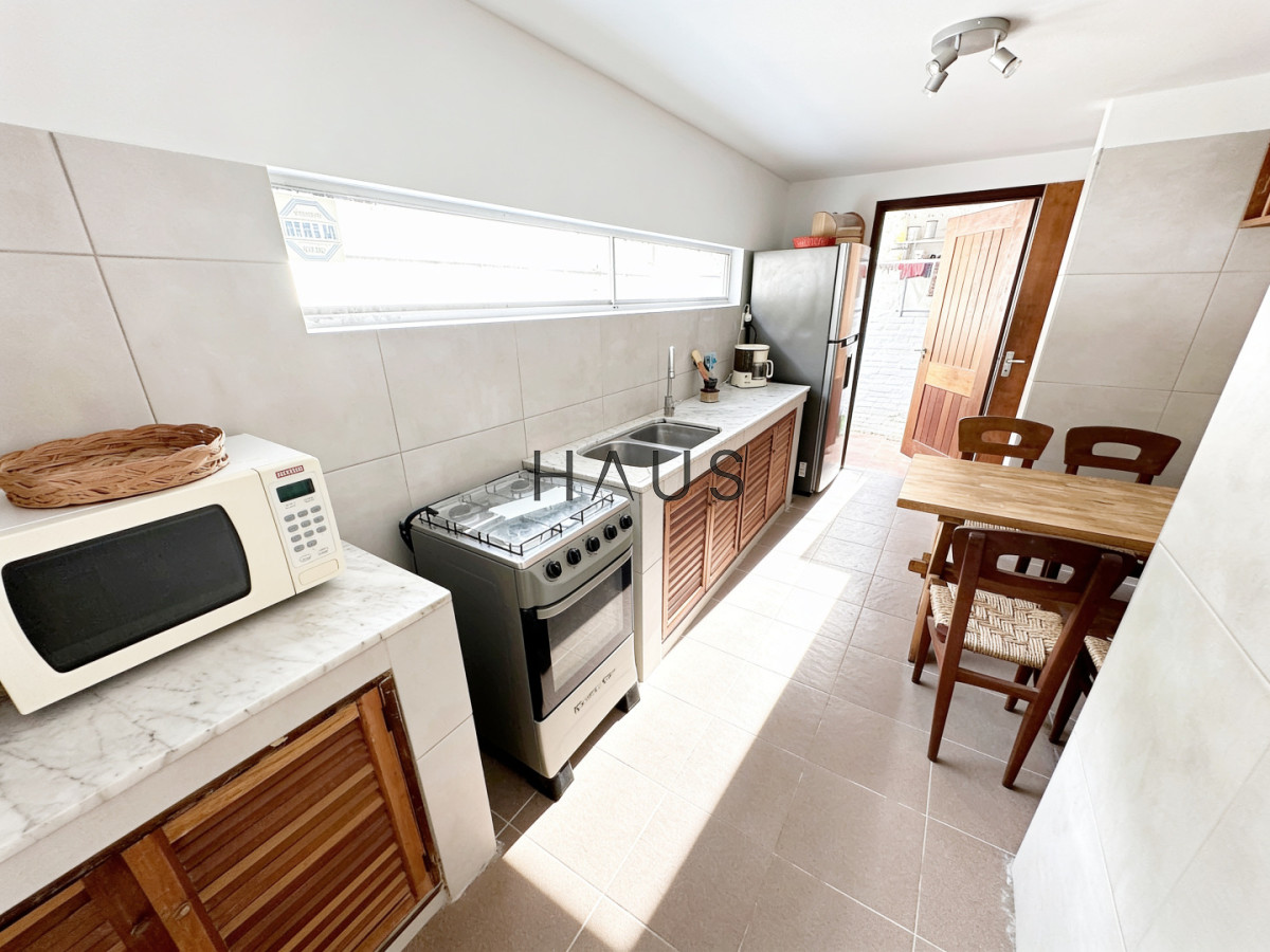 Casa ID.963 - Gran casa a 2 cuadras del mar 